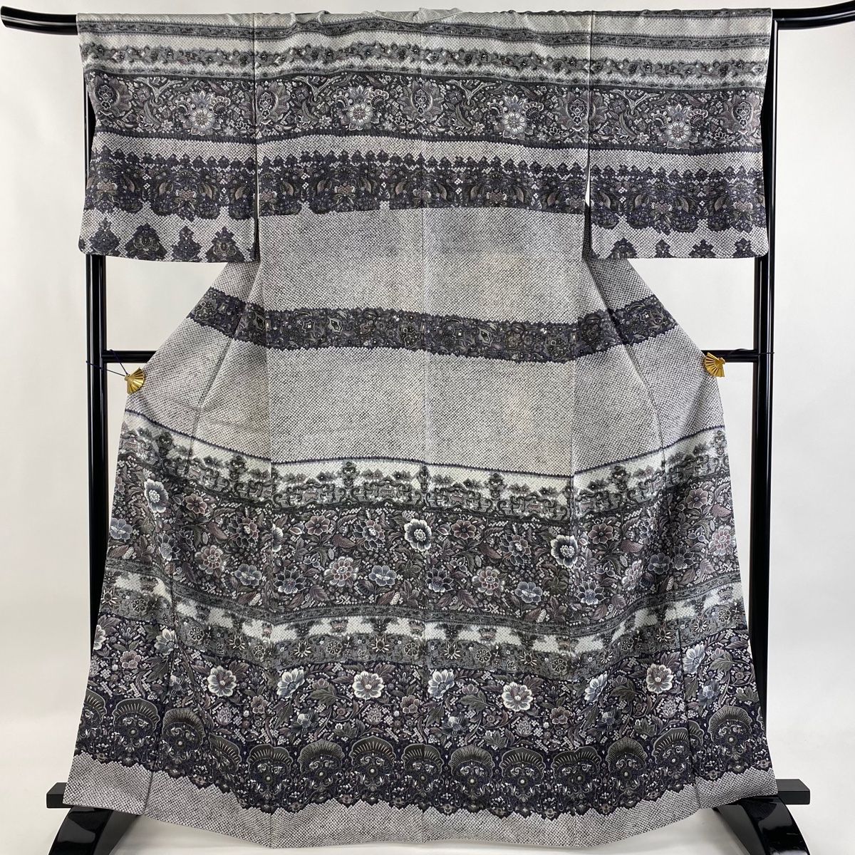 訪問着 身丈164.5cm 裄丈68.5cm L 袷 草花 疋田 灰色 正絹 秀品