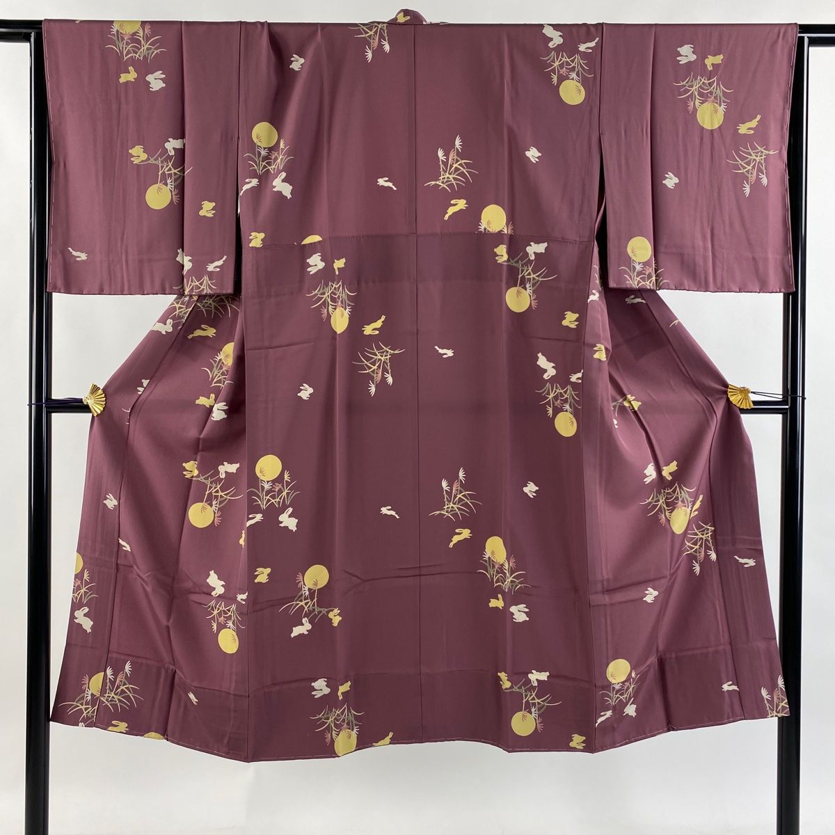 長襦袢 身丈129cm 裄丈66cm M うさぎ 月 赤紫 正絹 秀品