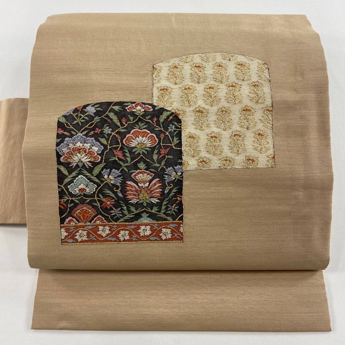 【美品】 名古屋帯 名品 草花 金銀糸 薄茶色 正絹 【】