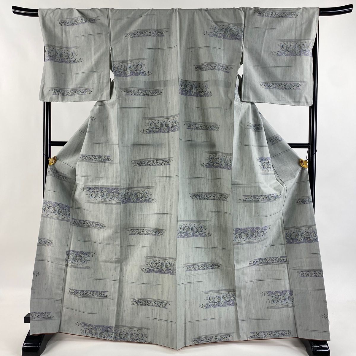 結城紬 身丈168cm 裄丈68cm L 袷 奥順 はたおり娘 やまと 証紙 草花 亀甲絣 青灰色 正絹