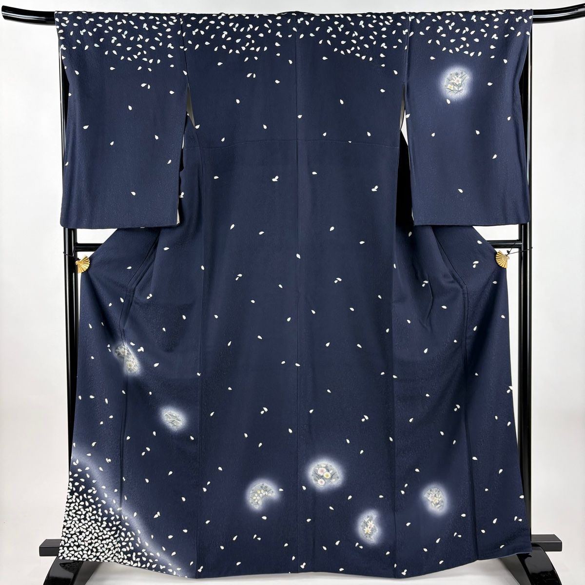 訪問着 身丈165.5cm 裄丈66.5cm M 袷 雪輪 桜 ぼかし 金銀彩 紺色 正絹