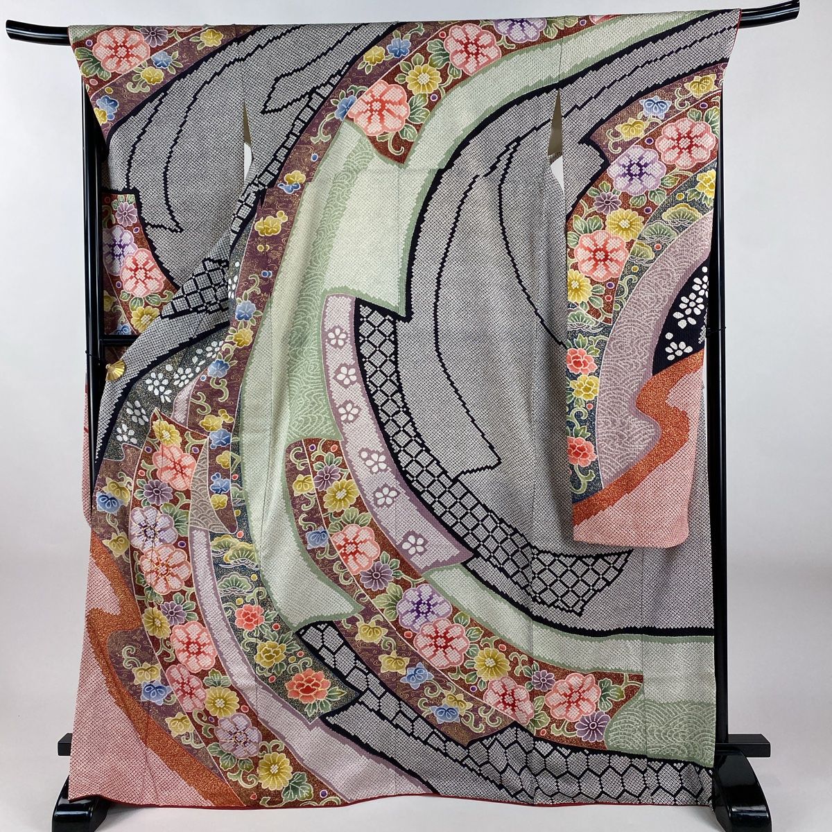 振袖 身丈170cm 裄丈69cm L 袷 熨斗 花唐草 金糸 金彩 灰紫 正絹