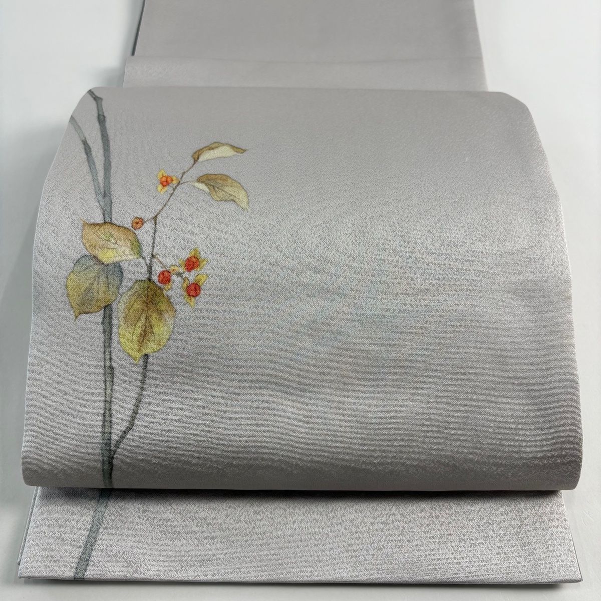 袋帯 秀品 落款 葉と実 灰紫 お太鼓柄 正絹