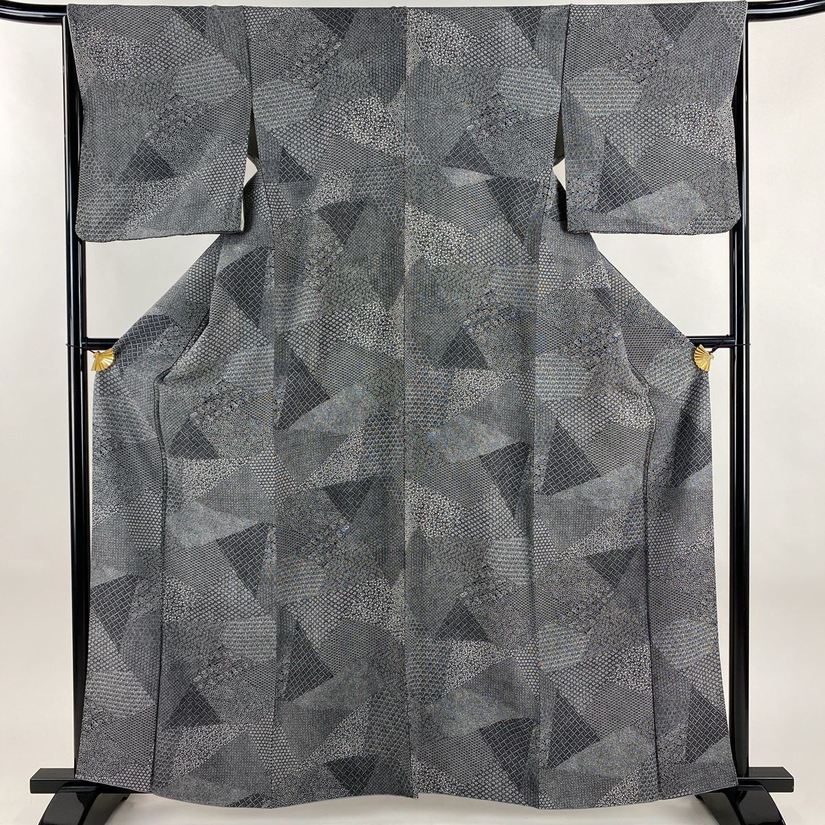 江戸小紋 身丈161 cm 裄丈65 M 袷 寄せ柄 花 黒灰 正絹