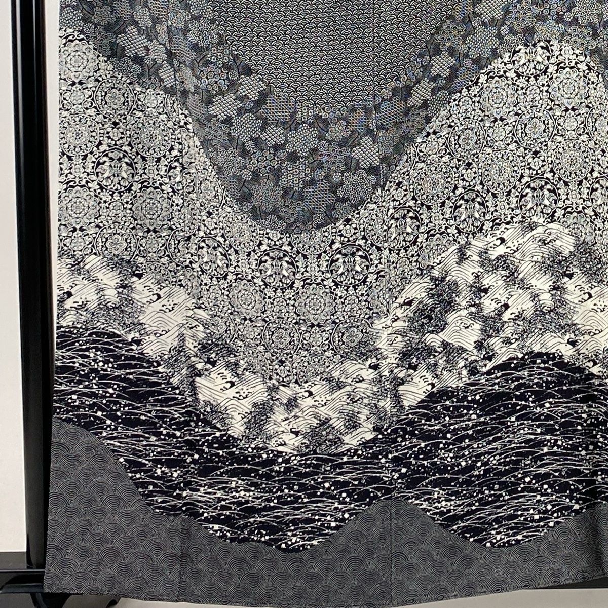 訪問着 身丈161cm 裄丈66cm M 袷 落款 華文 波 黒灰 正絹