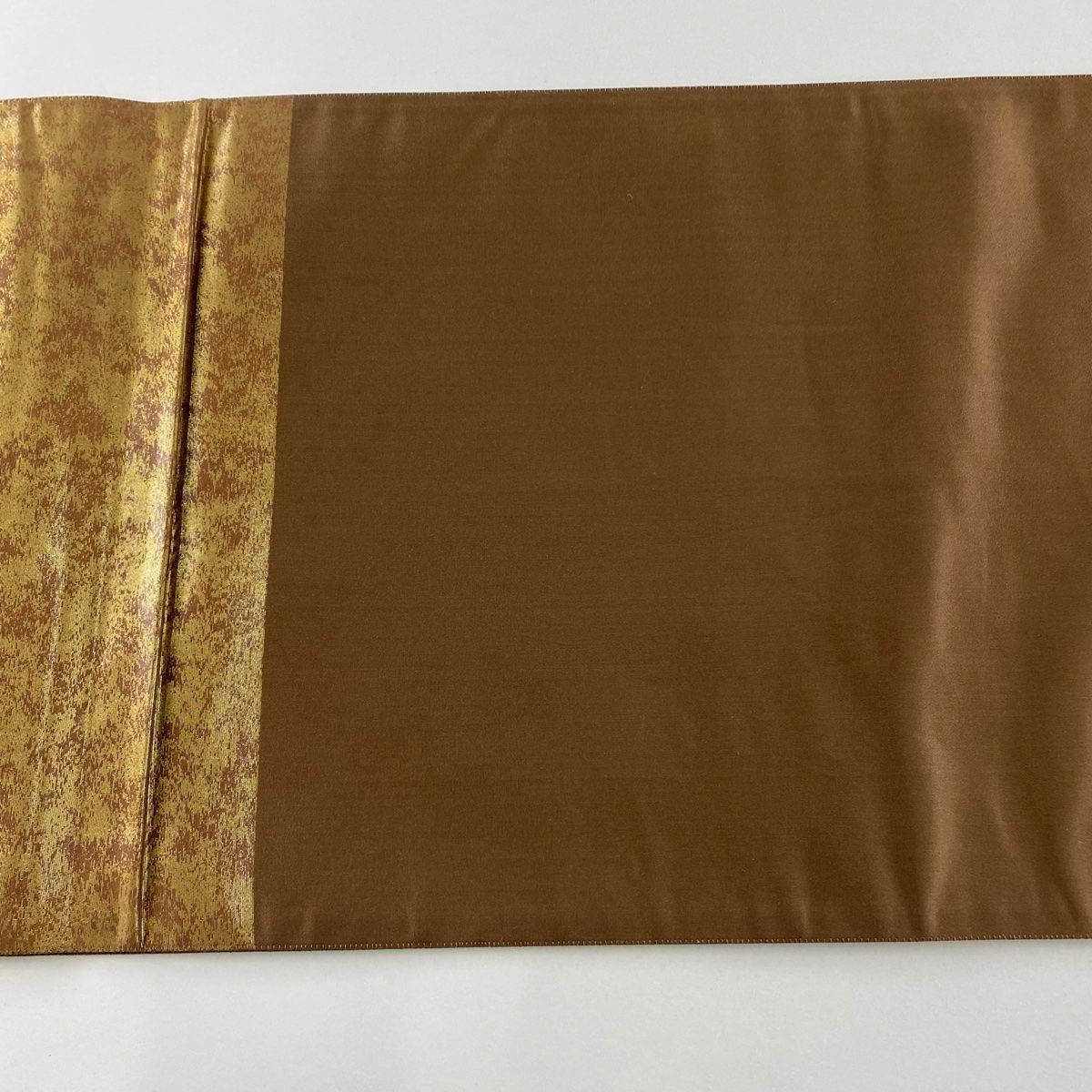 袋帯 御所風景 人物 金糸 刺繍 金茶 お太鼓柄 正絹 WWW_SMP1DAWEKUDUS_SCH_ID