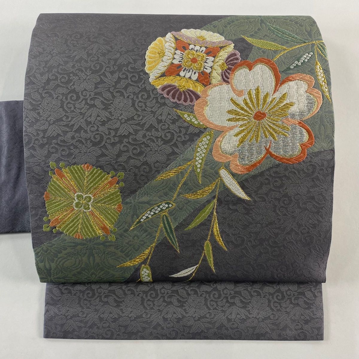 名古屋帯 秀品 桜 華文 金糸 刺繍 灰紫 正絹