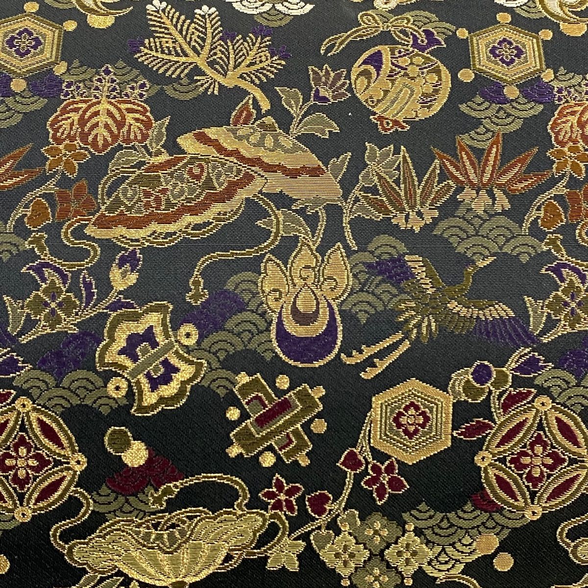 ☆2025年・新作送料無料。 袋帯 秀品 宝尽くし 鶴 金糸 黒 六通 正絹