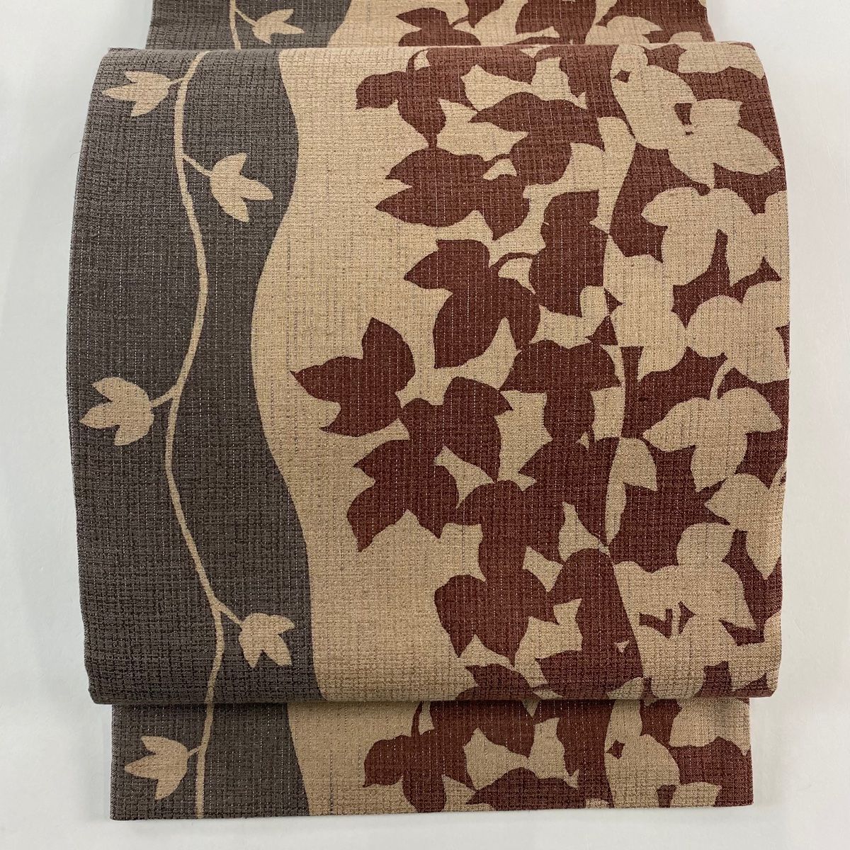 袋帯 秀品 やまと 蔦 シルエット 銀糸 薄茶色 全通 正絹