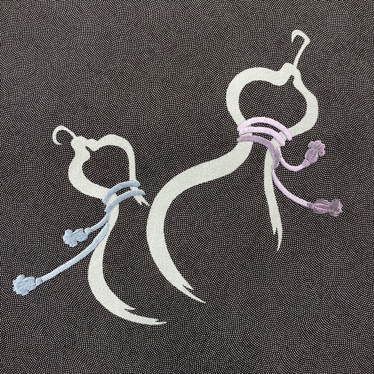 袋帯 秀品 瓢箪 鮫 刺繍 黒灰 お太鼓柄 正絹