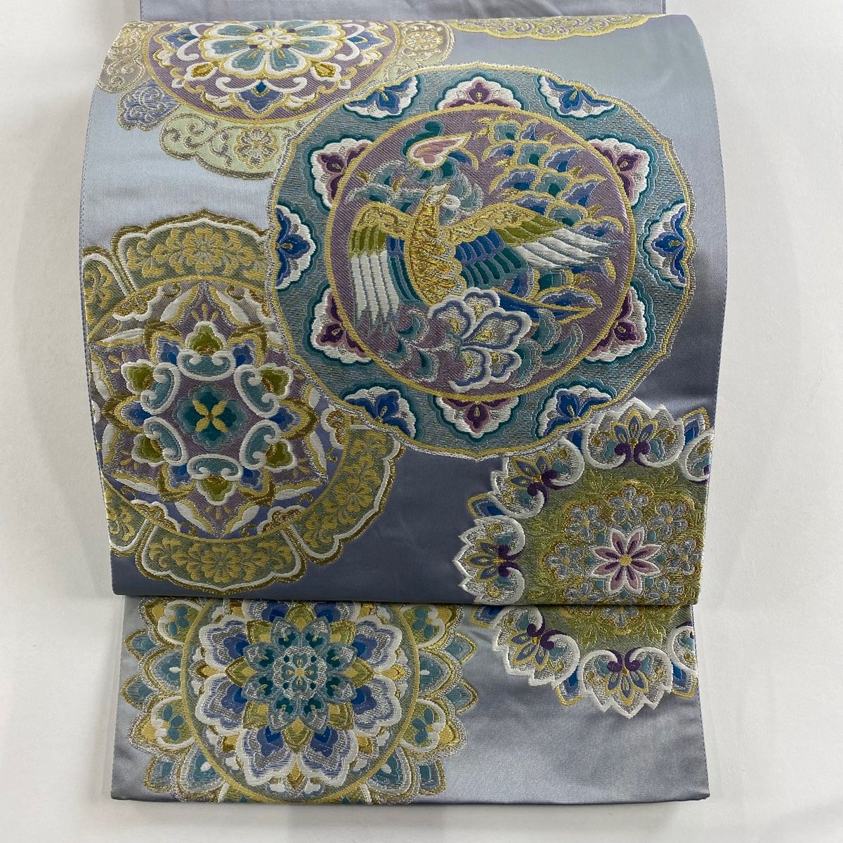 袋帯 名品 落款あり 富士 銀糸 青灰色 お太鼓柄 正絹 中古 袋帯 美品 名品 夏帯 トンボ 葉柄 金銀糸 ベージュ お太鼓柄 正絹