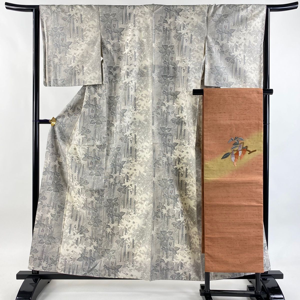 紬 身丈160cm 裄丈64cm M 袷 名古屋帯セット 葉と実 シルエット 灰色 正絹 秀品