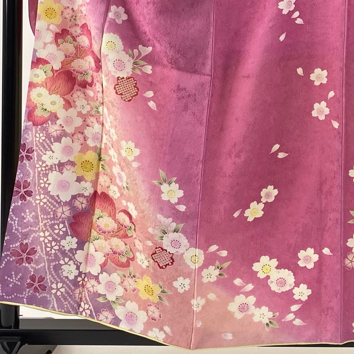振袖 身丈158cm 裄丈63.5cm S 袷 袋帯フルセット 桜 花びら 金彩 ぼかし ピンク 正絹