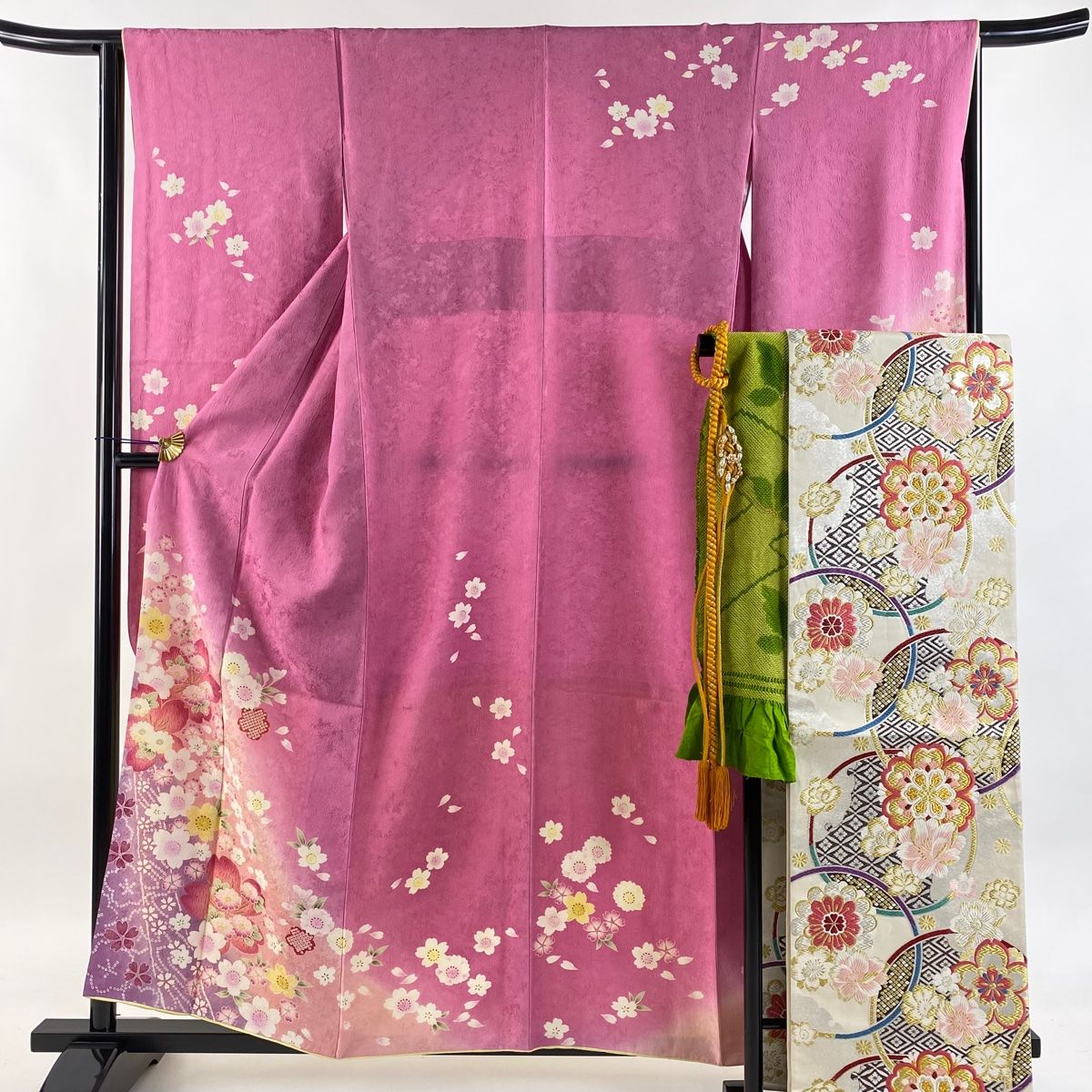 振袖 身丈158cm 裄丈63.5cm S 袷 袋帯フルセット 桜 花びら 金彩 ぼかし ピンク 正絹
