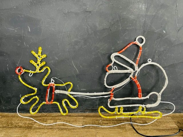 サンタクロース トナカイ チューブライト イルミネーション 2D クリスマス 約103×58cm コード長さ約480cm 100V 514642