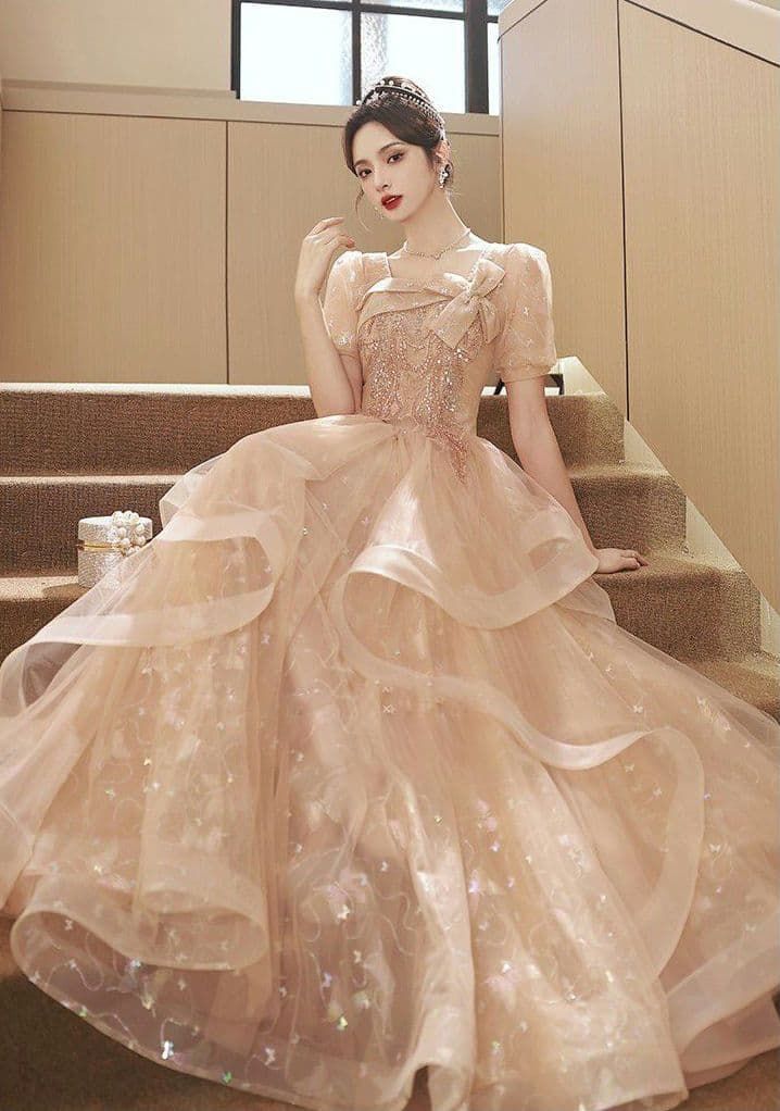 ️エレガントなベージュウェディングドレス ️パーティー