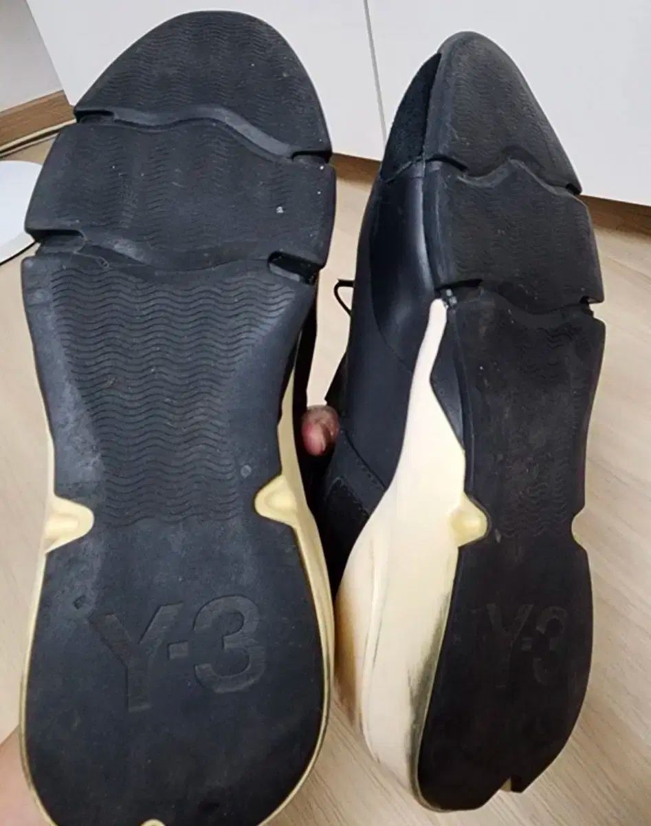 ヨウジヤマモト ブラック