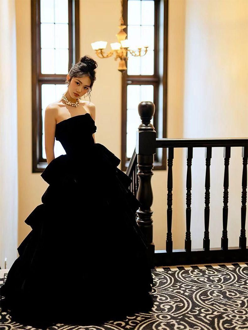 ️まるでお人形 段々スカートのティアードドレス黒