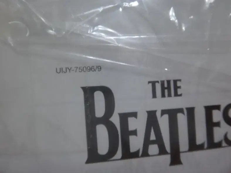 日本 LP ビートルズ White Album 4LP ボックス セット WWW_TRAVELLANDINDIA_COM