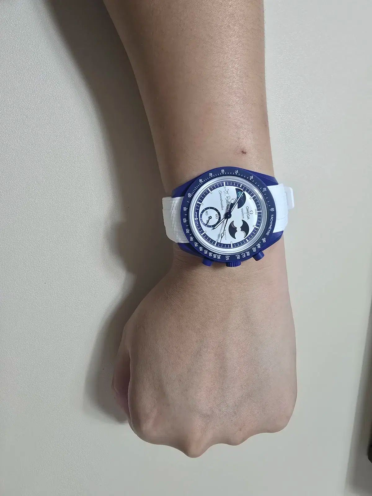 ムーンスウォッチ ムーンシャイン GOLD ポップコーンスリーブ