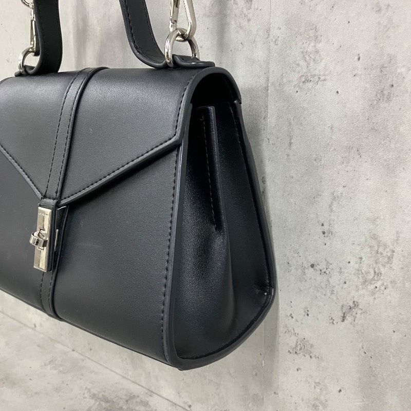 極美品・完売品】LILY BROWN リリーブラウン 2WAY スクエア ターン 