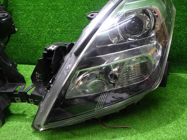 MPV ヘッドライト 左右 HID LY3P 後期 P5620 シ バラスト付 AFS無