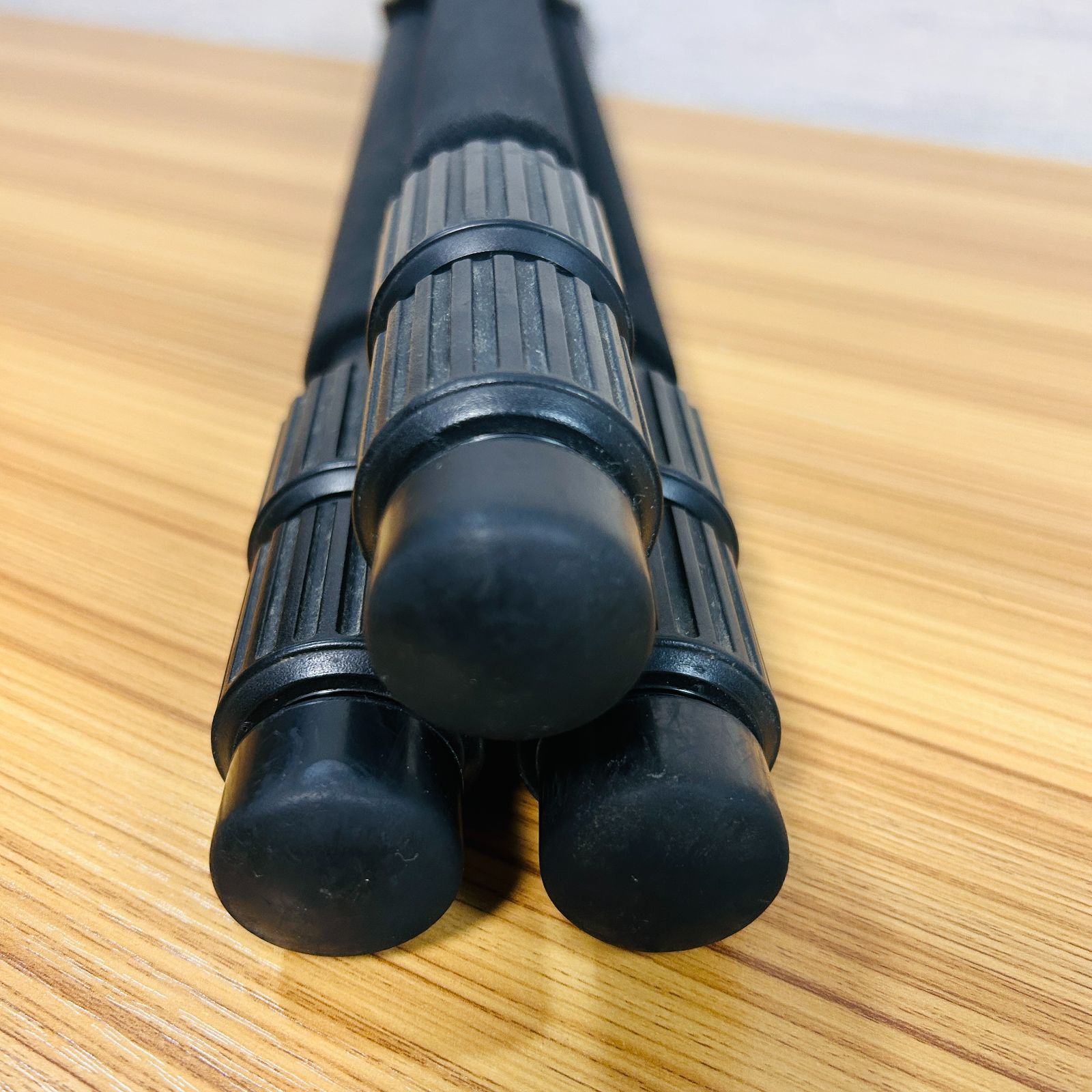 中型カーボン３段三脚 ジオ