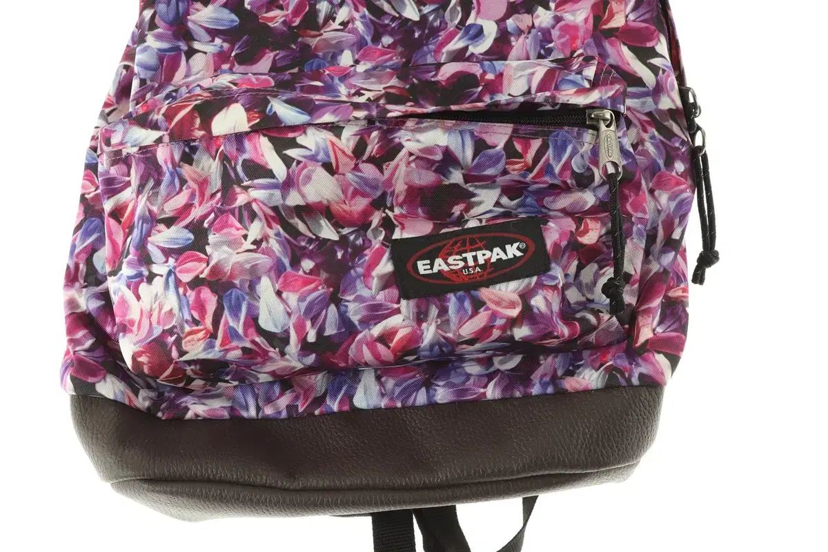 バックパック モデル