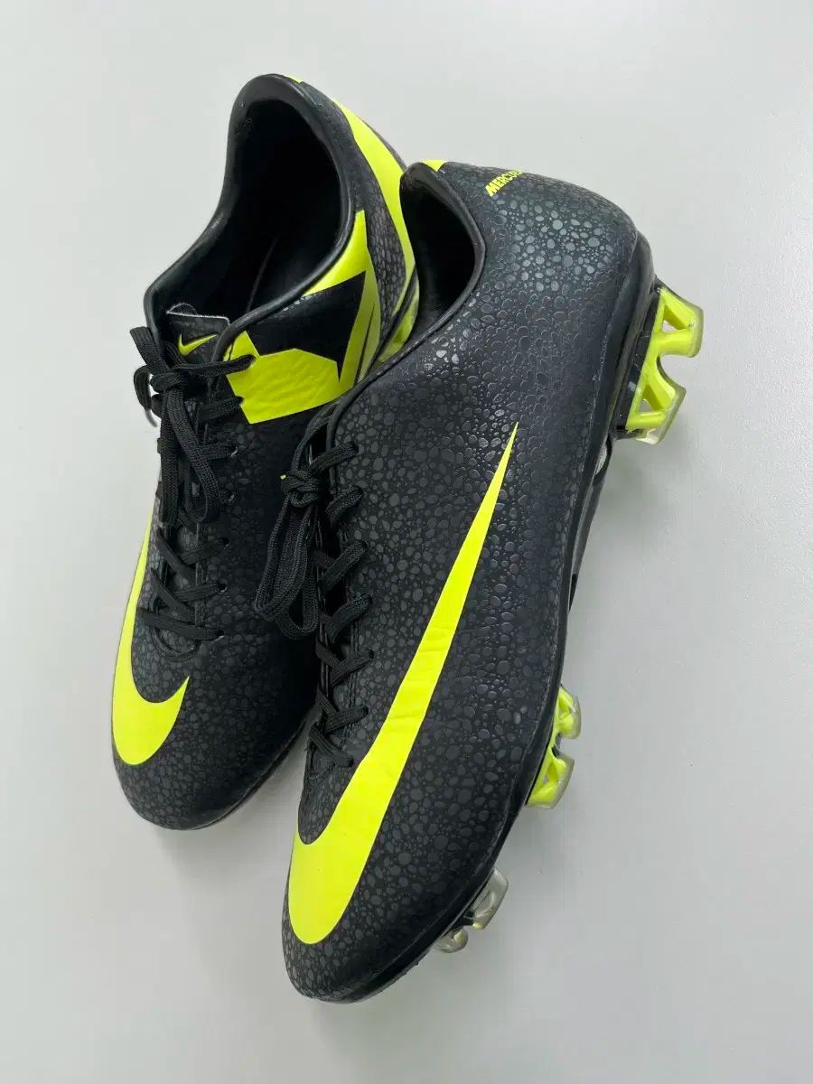NIKE サッカーシューズ マーキュリアル ヴェイパー 흑범