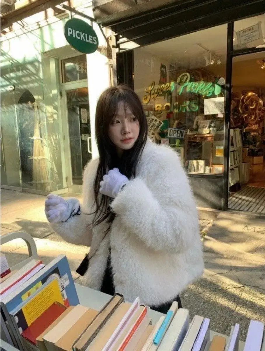 リズ ノーエル シアリング ファージャケット