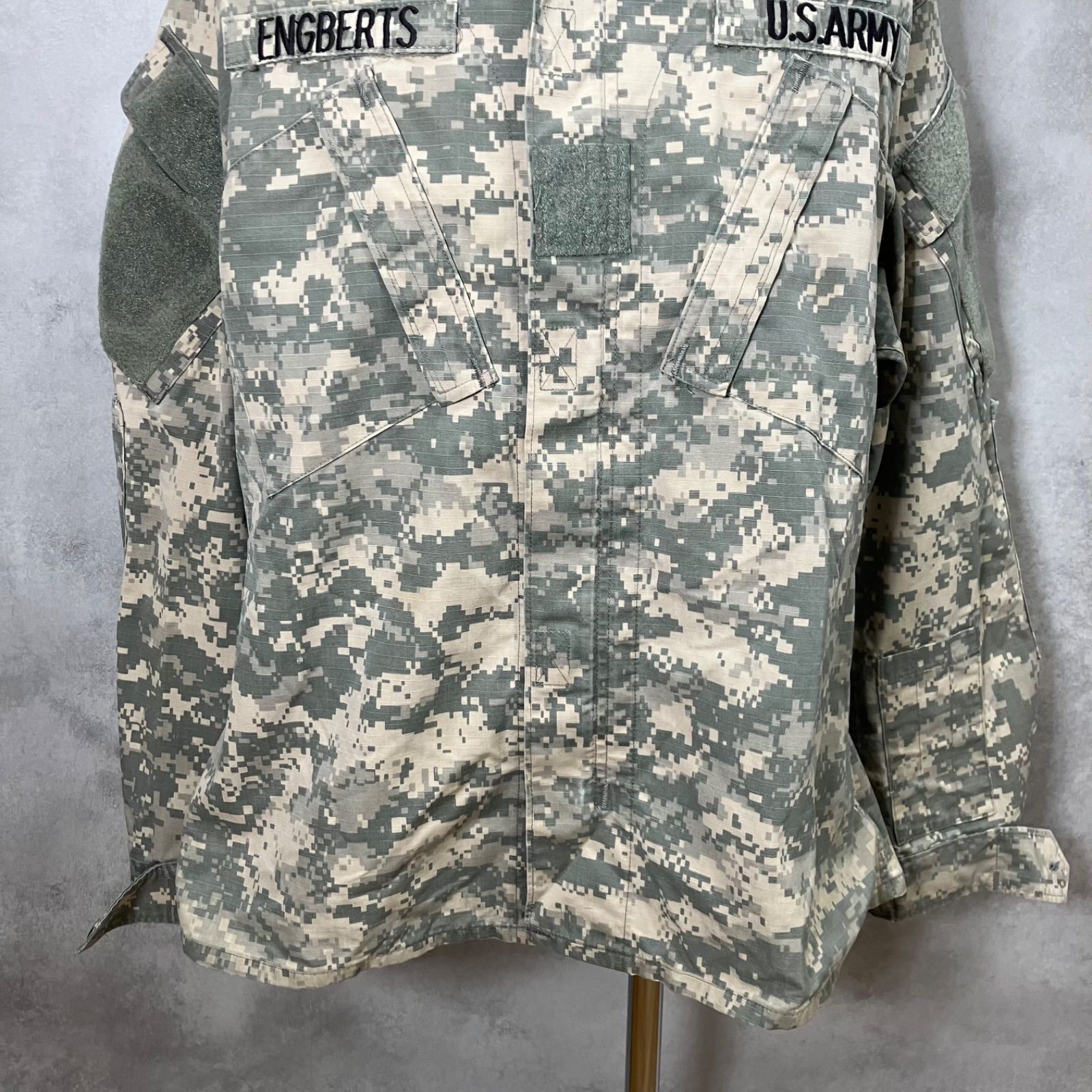 インポート古着 アメリカ陸軍（U.S. ARMY） 戦闘服 ACUジャケット 実物