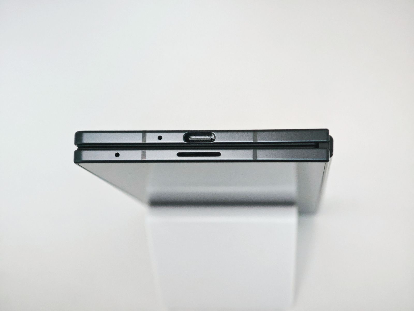 ジェットブラック 256GB