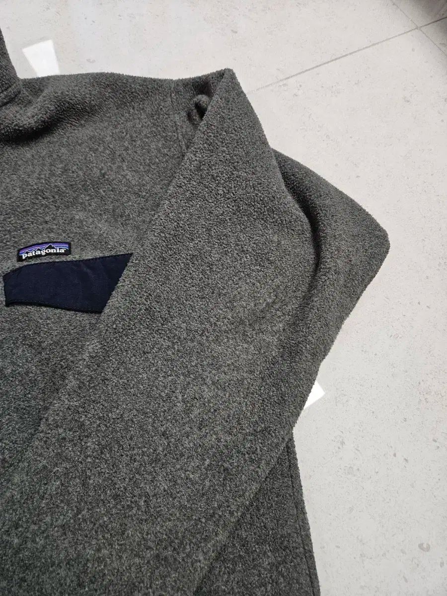 パタゴニア シンチラ M ニッケルネイビー
