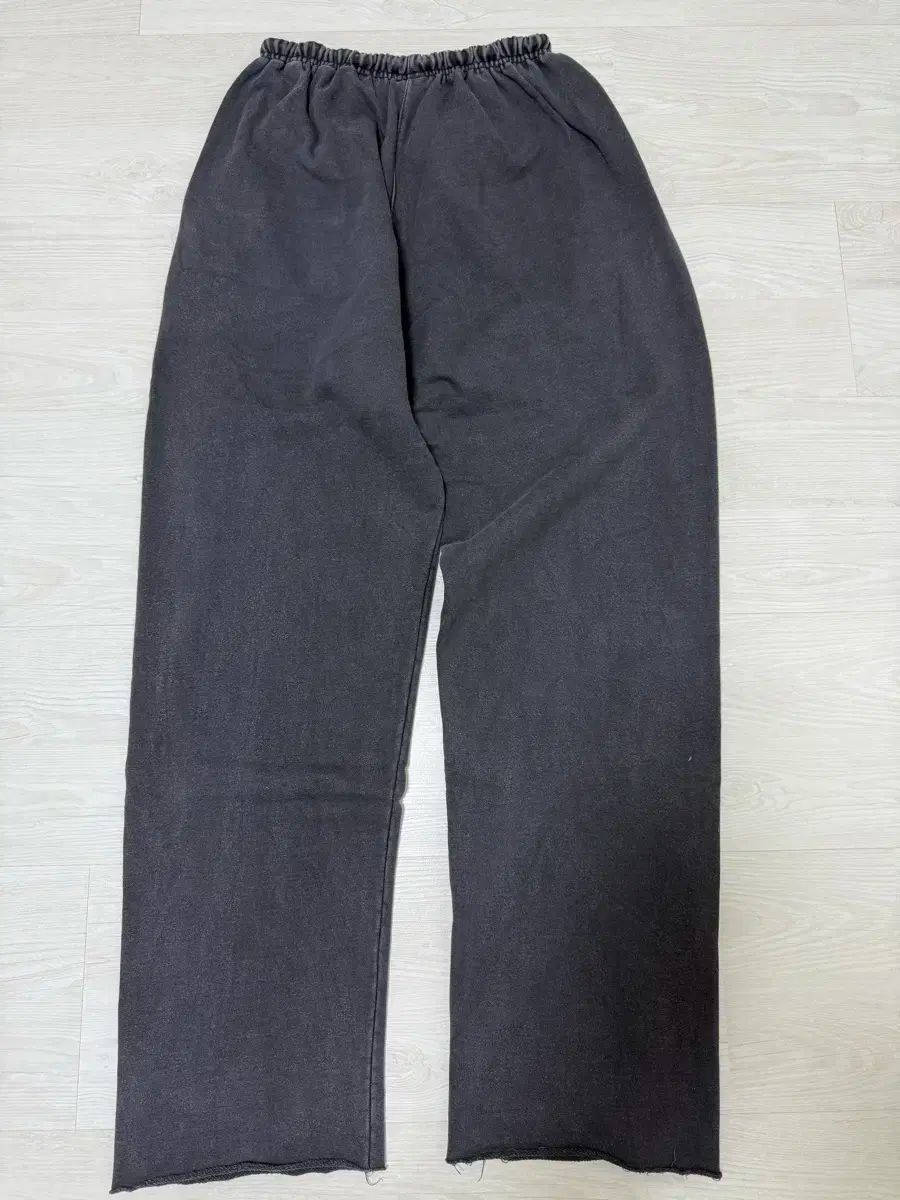 DONUT REVENGE スウェットパンツ