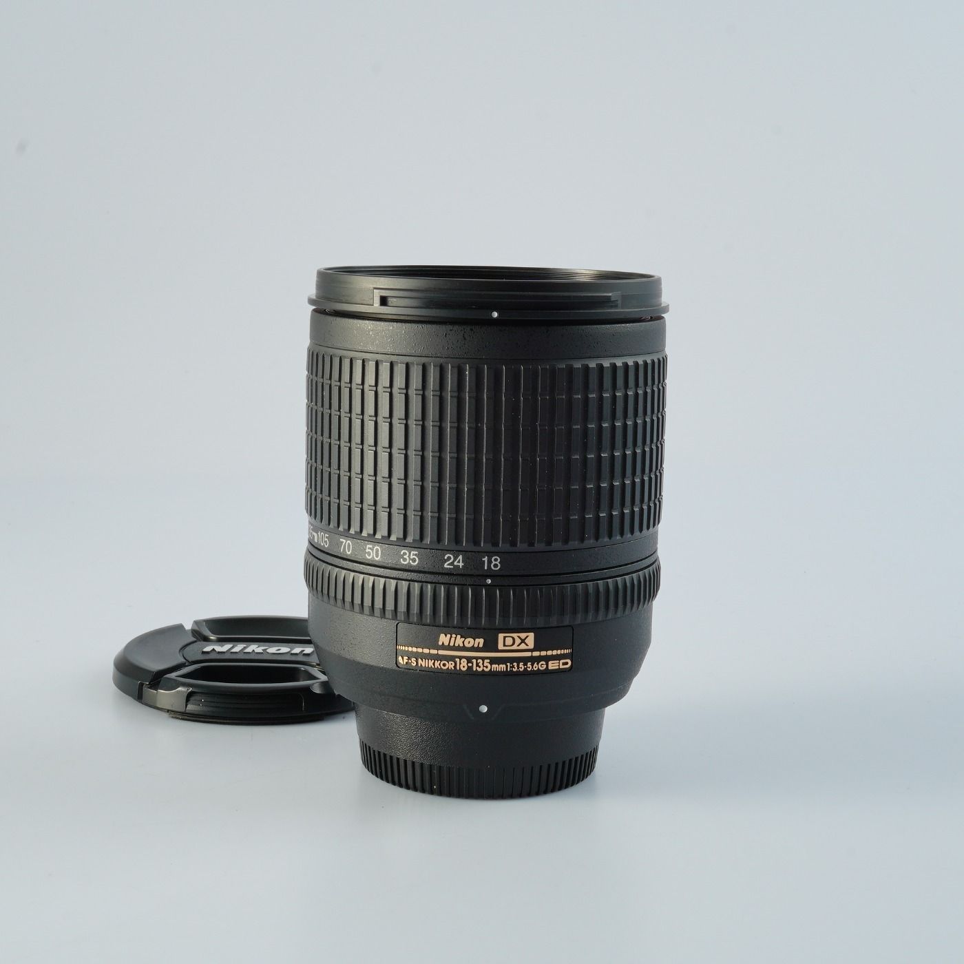 Nikon ニコン AF-S DX NIKKOR 18-135mm F 3.5-5.6 G ED ズームレンズ