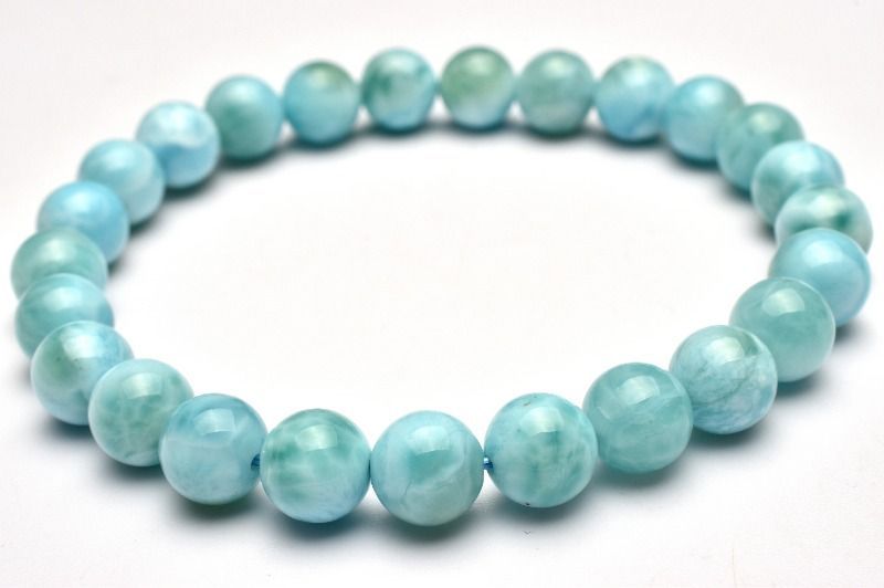 瑞々しい艶感 ラリマー