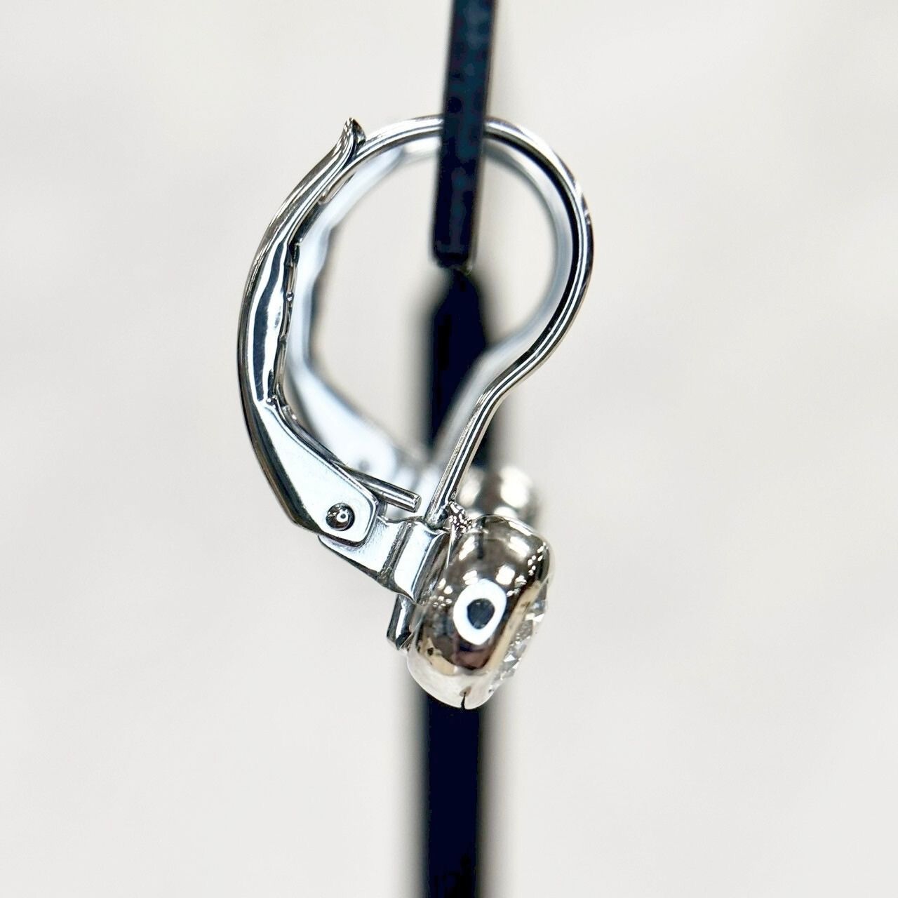 Pt900 K14WG 天然 ダイヤモンド 計0.543ct ピアス - メルカリ