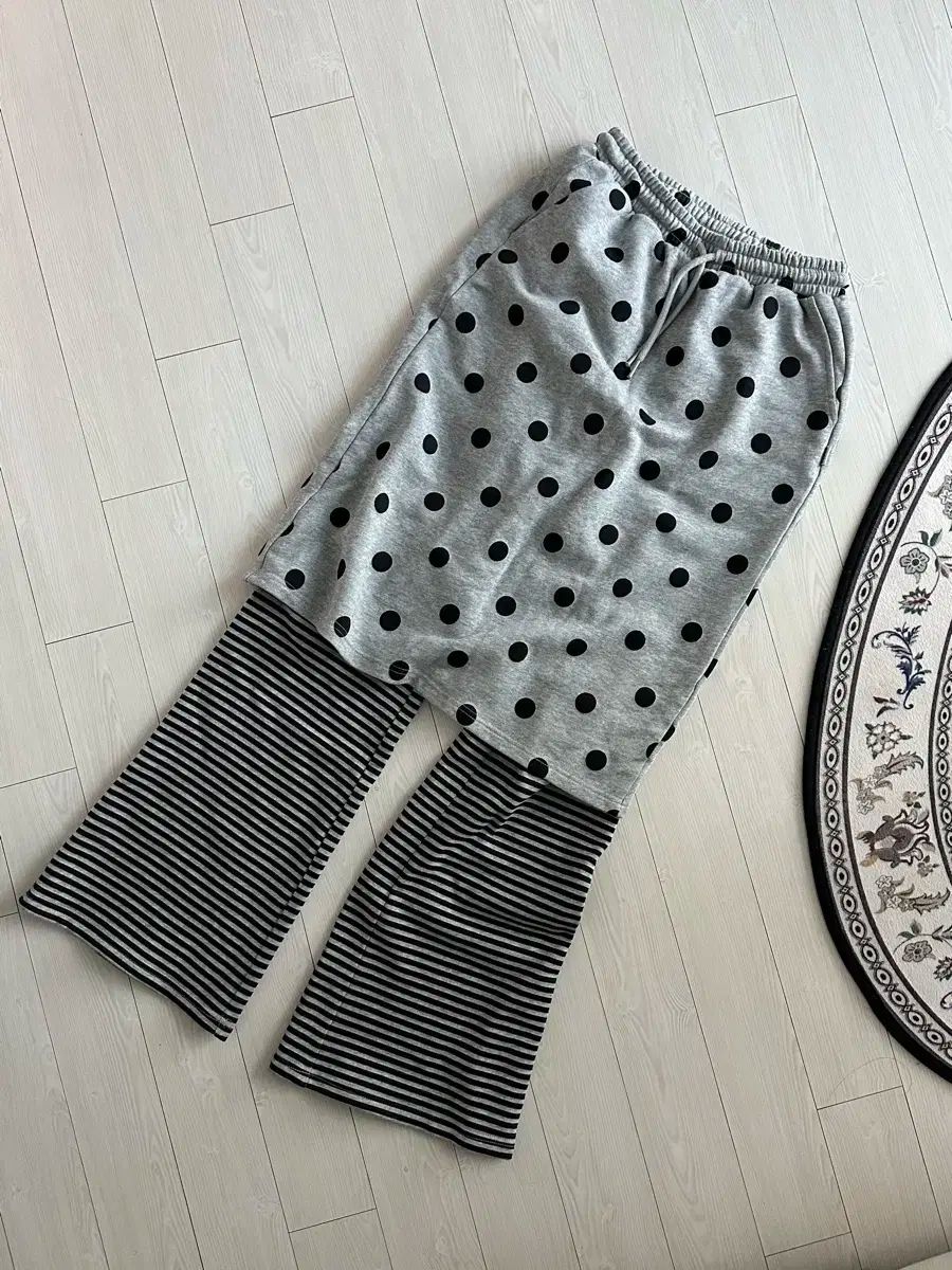 ユーユー ドット ジップアップ スカート レイヤード パンツ