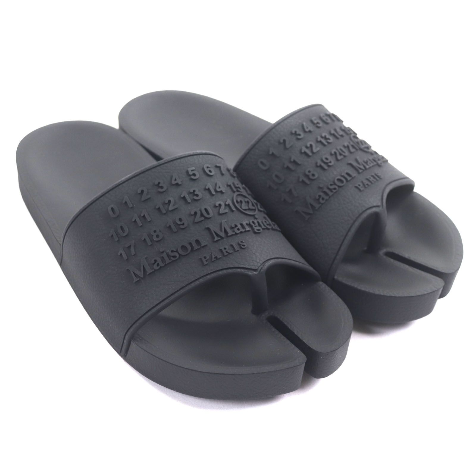 Maison Margiela ブラック トングサンダル　タビ　黒 Maison Margiela MAISON MARGIELA メゾン マルジェラ サンダル