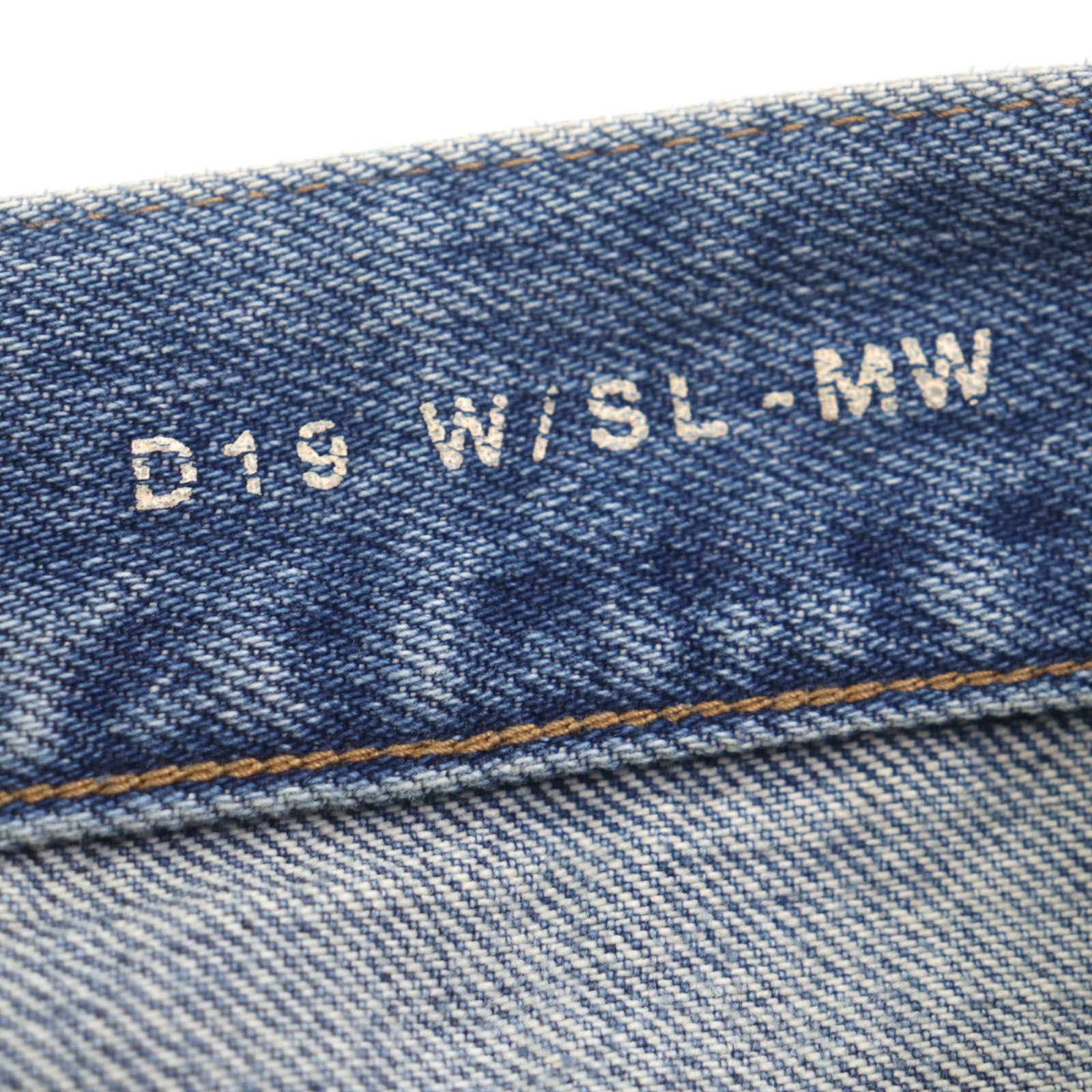 ストレート デニムパンツ