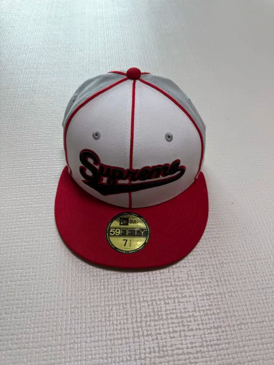 シュプリーム ニューエラ スナップバック 7 1 2