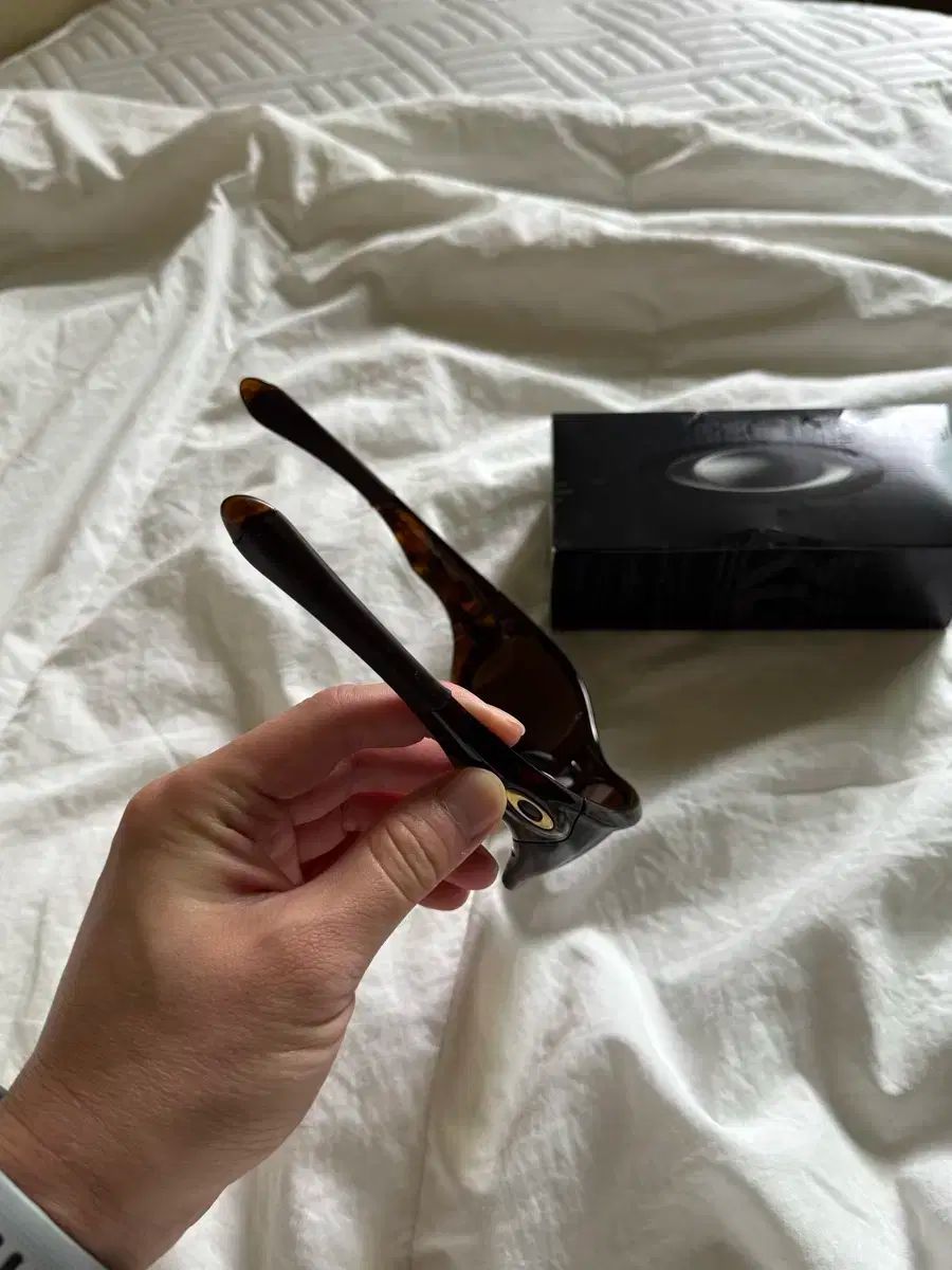 オークリー フィットブル ルートビア