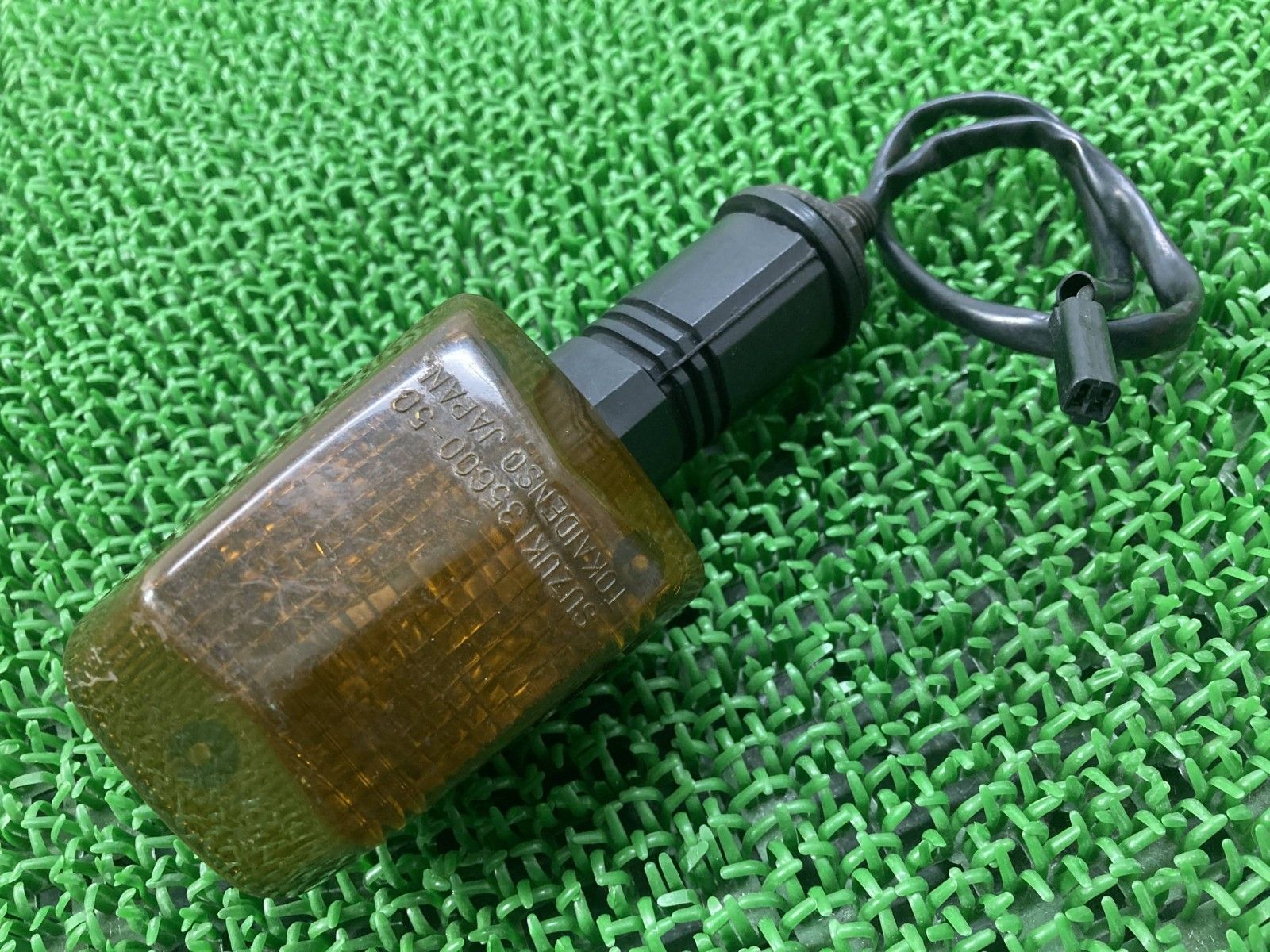 GSX-R1100 ウインカー 片側 35600-50 スズキ 純正 バイク 部品 GU74A 割れ欠け無し 品薄 品 車検 Genuine rE