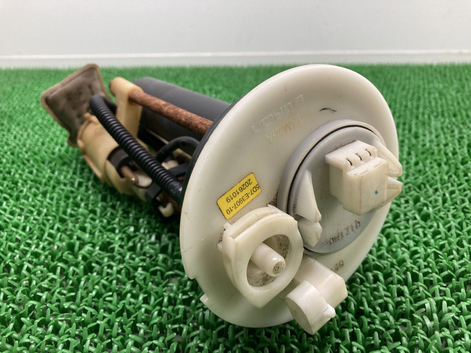 YZF-R125 フューエルポンプ 5D7 ヤマハ 純正 RE061 フューエルセンサー 燃料ポンプ 修復素材や部品取りに 品薄 mM