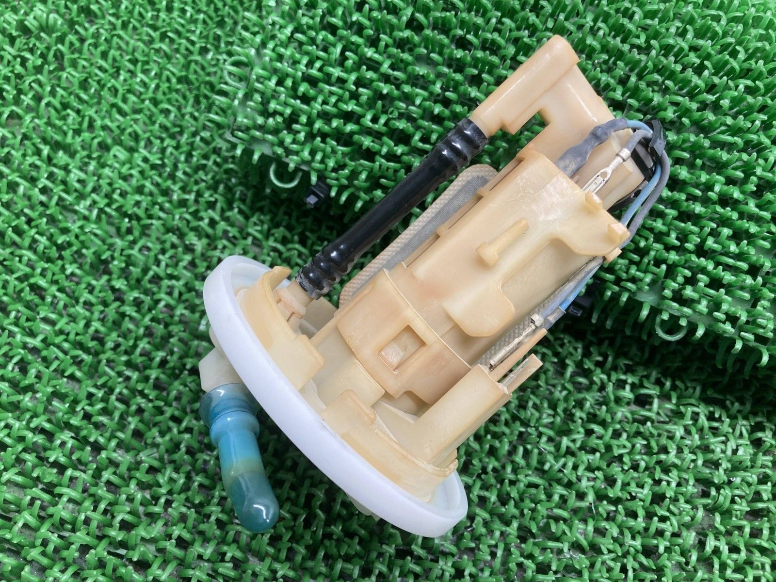 SR400 フューエルポンプ 3HT ヤマハ 純正 RH03J フューエルセンサー 燃料ポンプ 修復素材や部品取りに 割れ欠け無し eC