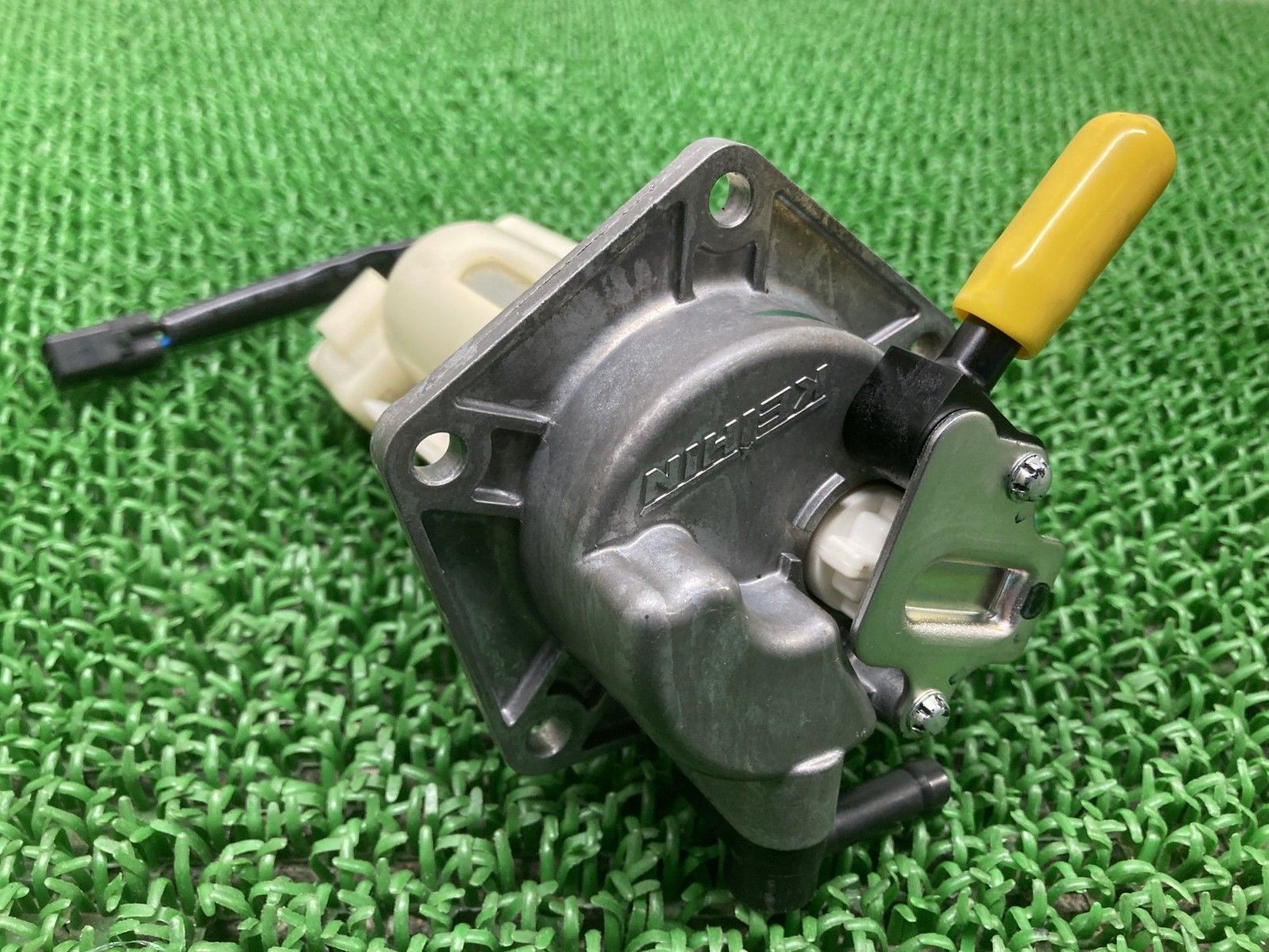 DトラッカーX KLX250 フューエルポンプ カワサキ 純正 LX250V LX250S D-TRACKER フューエルセンサー 燃料ポンプ 品薄 Fc