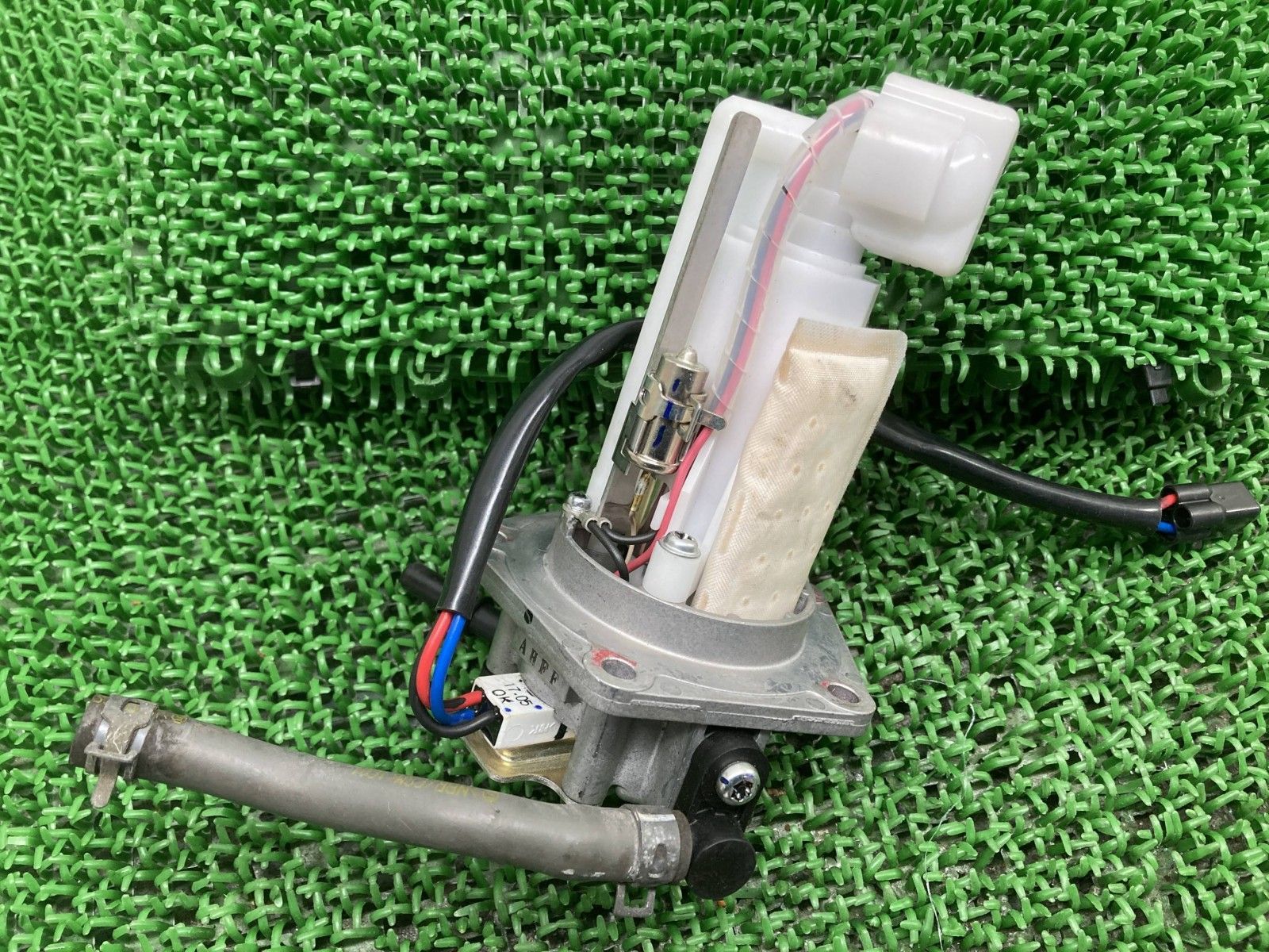 DトラッカーX KLX250 フューエルポンプ カワサキ 純正 LX250V LX250S D-TRACKER フューエルセンサー 燃料ポンプ 品薄 Hk