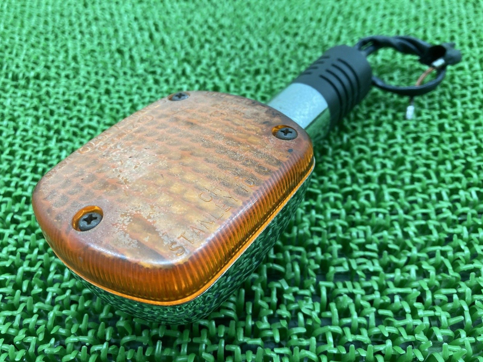 CB750 リアウインカー 左 1070 ホンダ 純正 バイク 部品 RC42 ステー 割れ欠け無し 品薄 品 車検 Genuine Fr