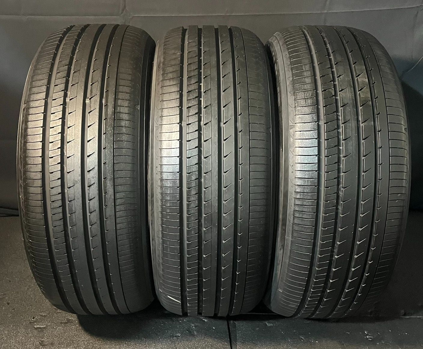 うっすらイボ 製 約9 8分山 ヨコハマ アドバン ADVANdB V 553 215 50 R 17 3本 h_644