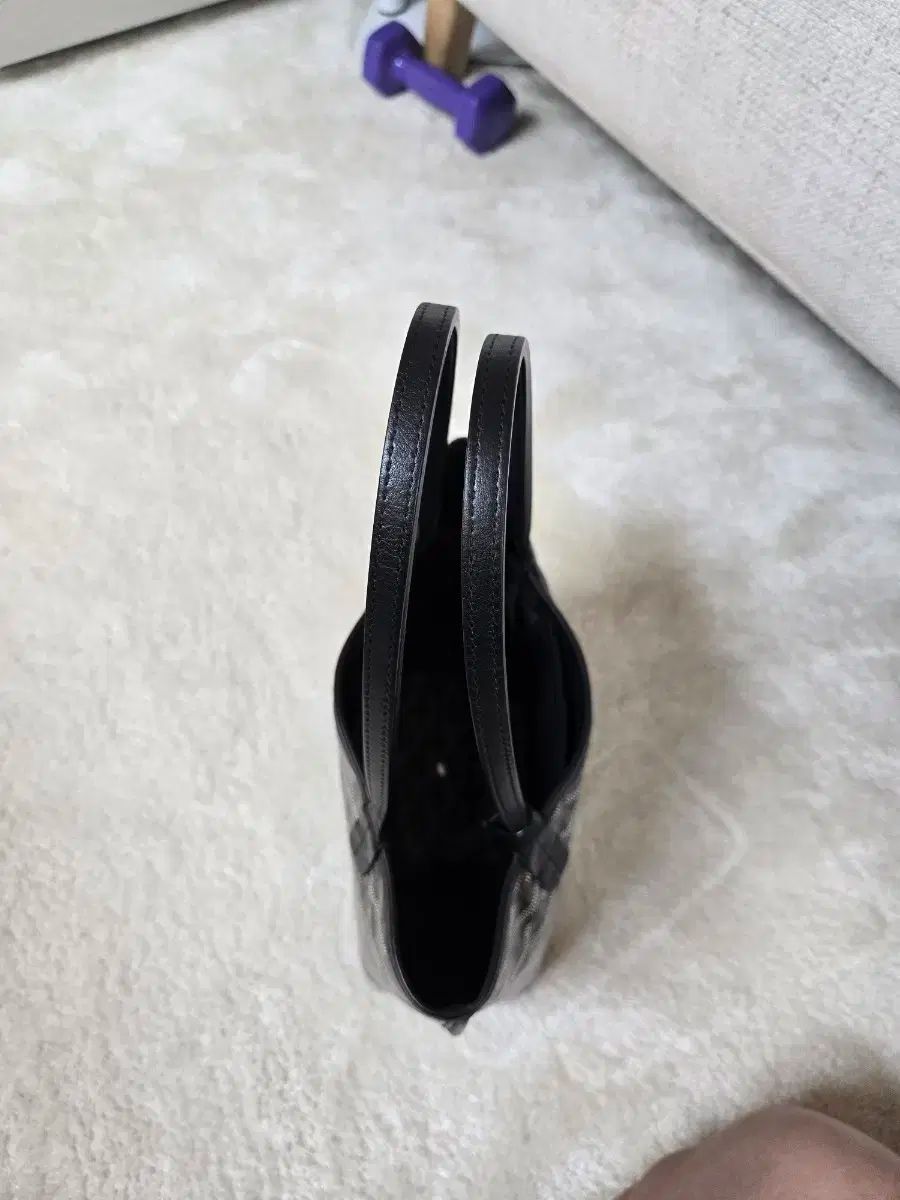 ミニアンジュ ブラック